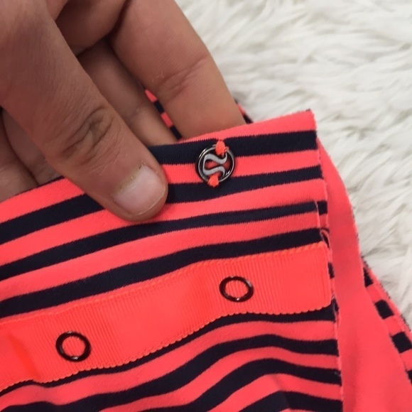 🔥$SALE$🔥 Lululemon Vinyasa Scarf Classic Stripe Light Flare Inkwell - Picture 2 of 4